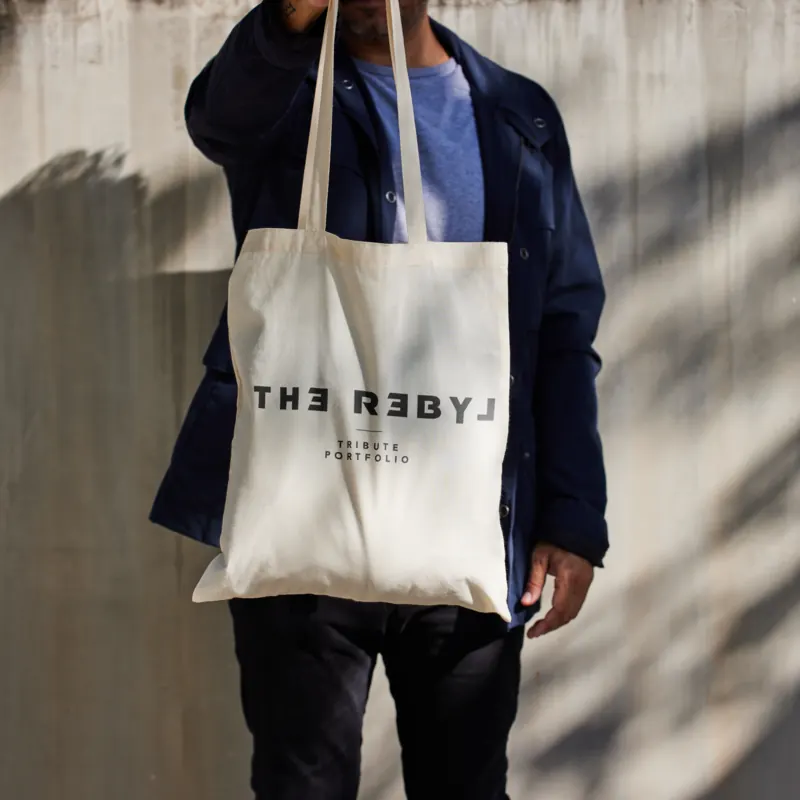 Katoenen tas met het logo van The Rebyl
